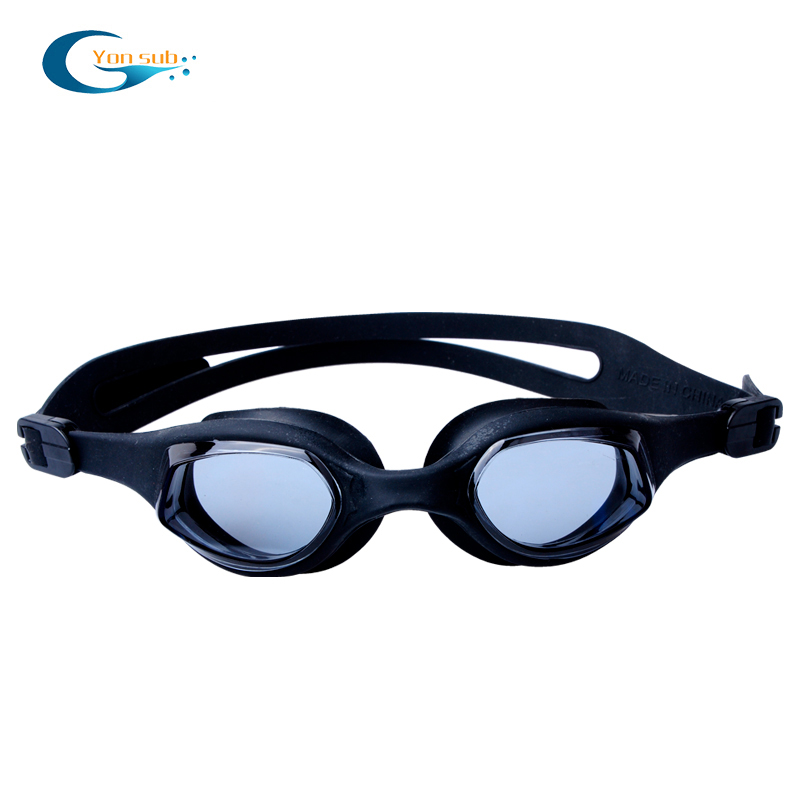 Silicone swimming goggles for adult